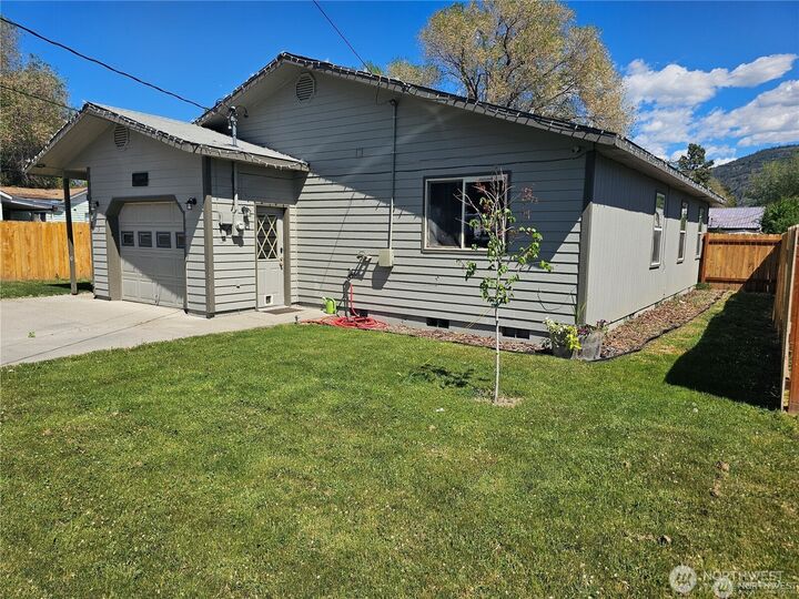 Property Photo: 315 Juniper Street WA 98844