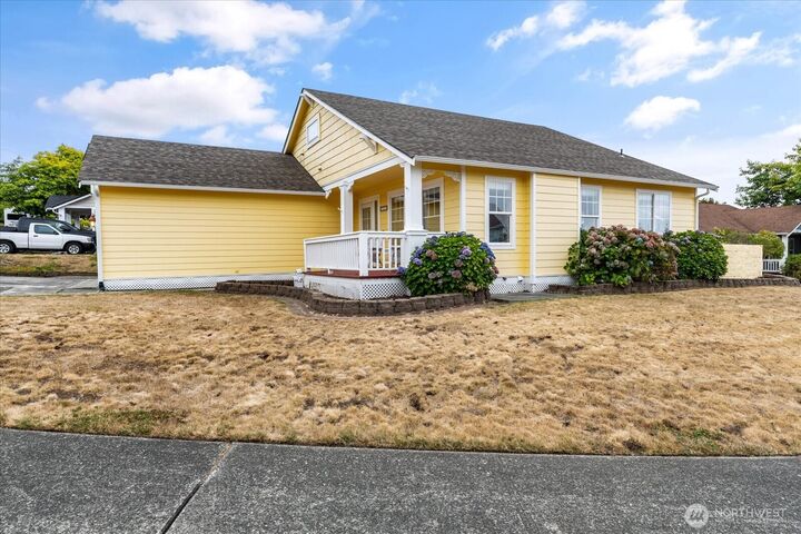 Property Photo:  2177 SW Sunnyside Avenue  WA 98277 