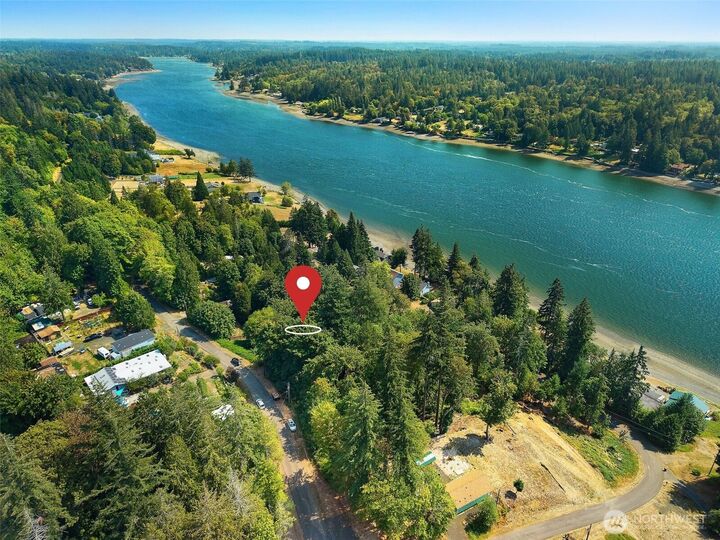 Property Photo:  40 E Ridgeview Drive  WA 98584 