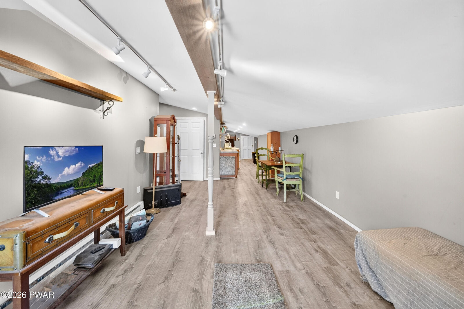 Property Photo:  100 S Main Street 4  PA 18444 
