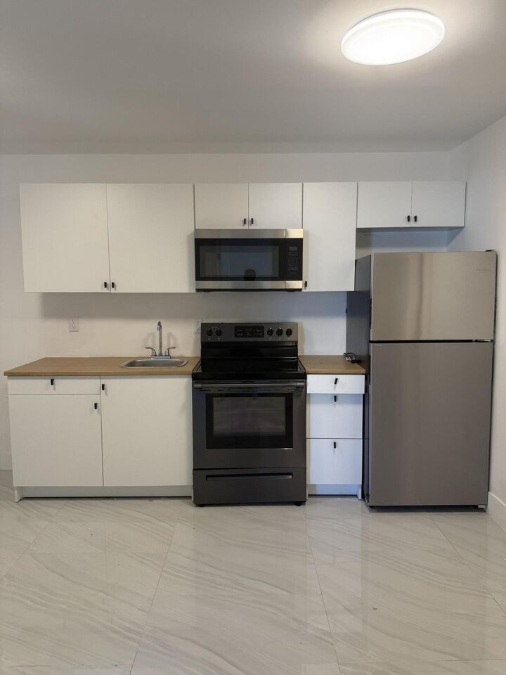 Property Photo: 8211 Biscayne Boulevard 2 FL 33138