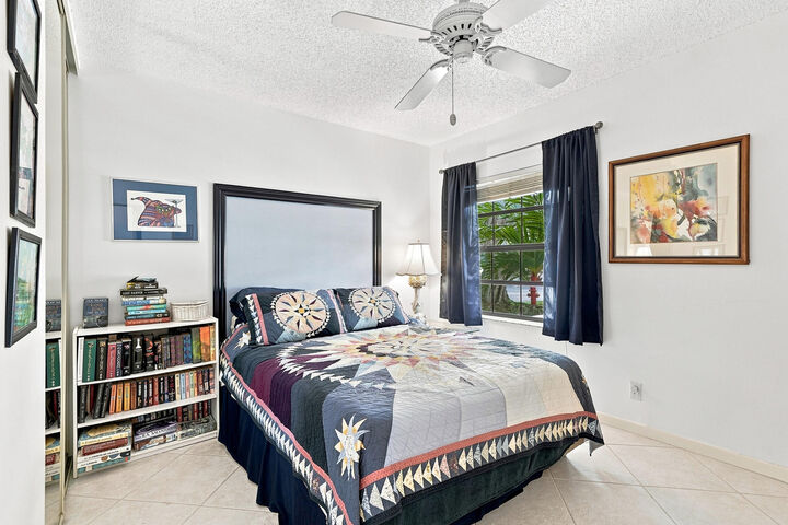 Property Photo: 5450 Verona Drive H FL 33437