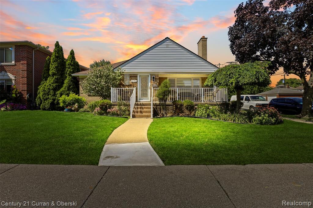 Property Photo:  6151 Oakman Boulevard  MI 48126 