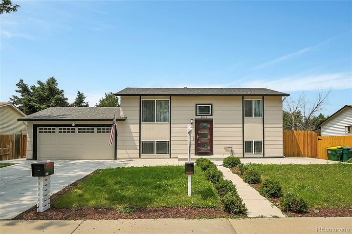 Property Photo: 3021 S Helena Street CO 80013