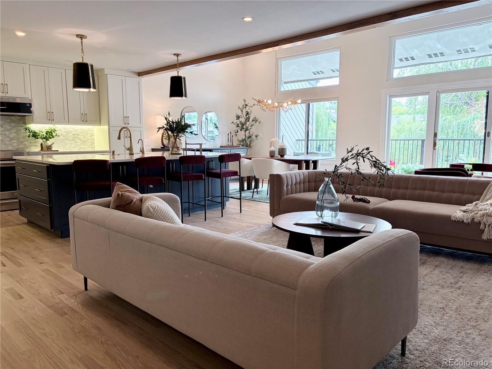 Property Photo: 10020 E Maplewood Avenue CO 80111