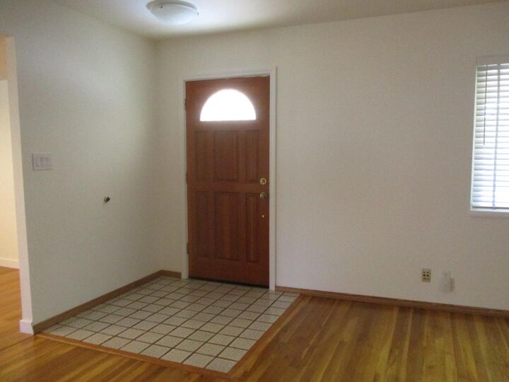 Property Photo: 911 Camellia Way CA 95117