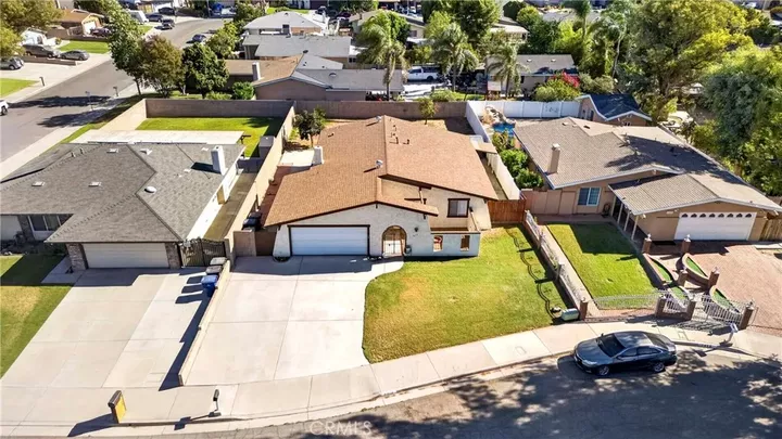 Property Photo: 7616 Della CA 92503