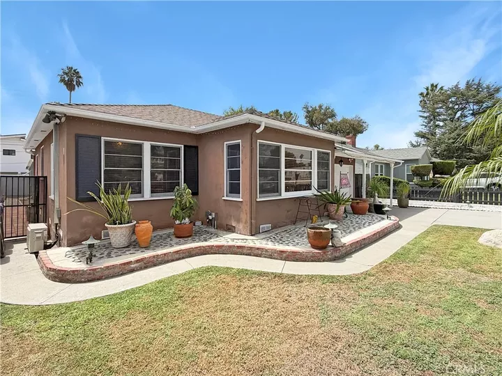 Property Photo:  3618 E Del Mar Boulevard  CA 91107 