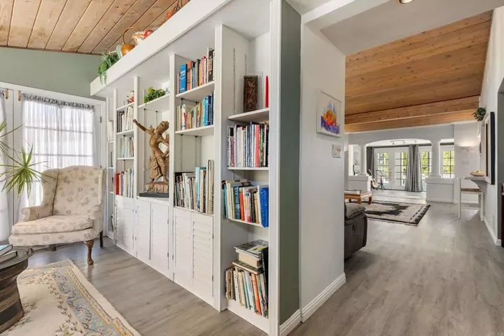 Property Photo:  1556 Via Rancho Parkway  CA 92029 