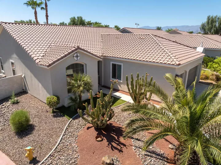 Property Photo:  40378 Corte San Carlos  CA 92203 