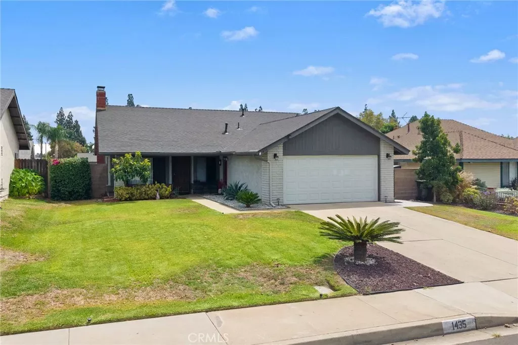 Property Photo:  1435 S Magnolia Avenue  CA 91762 