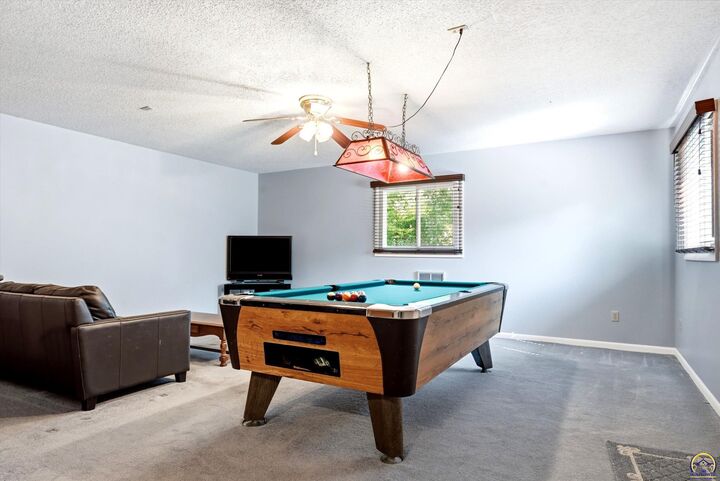 Property Photo:  5512 SW 18th St  KS 66604 