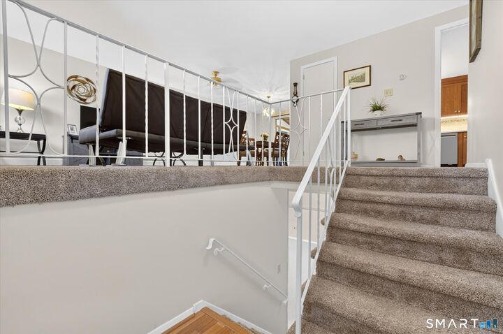 Property Photo:  5 Parsons Drive  CT 06070 