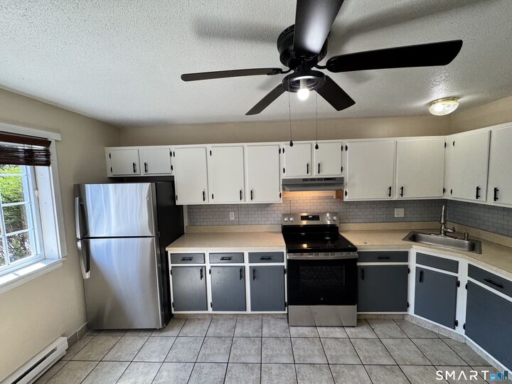 Property Photo: 495 Scott Road 3 CT 06705
