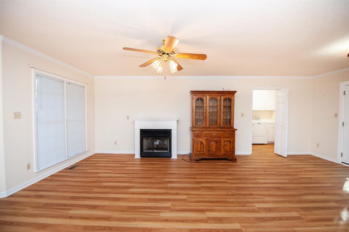 Property Photo: 217 Ashton Drive SC 29369