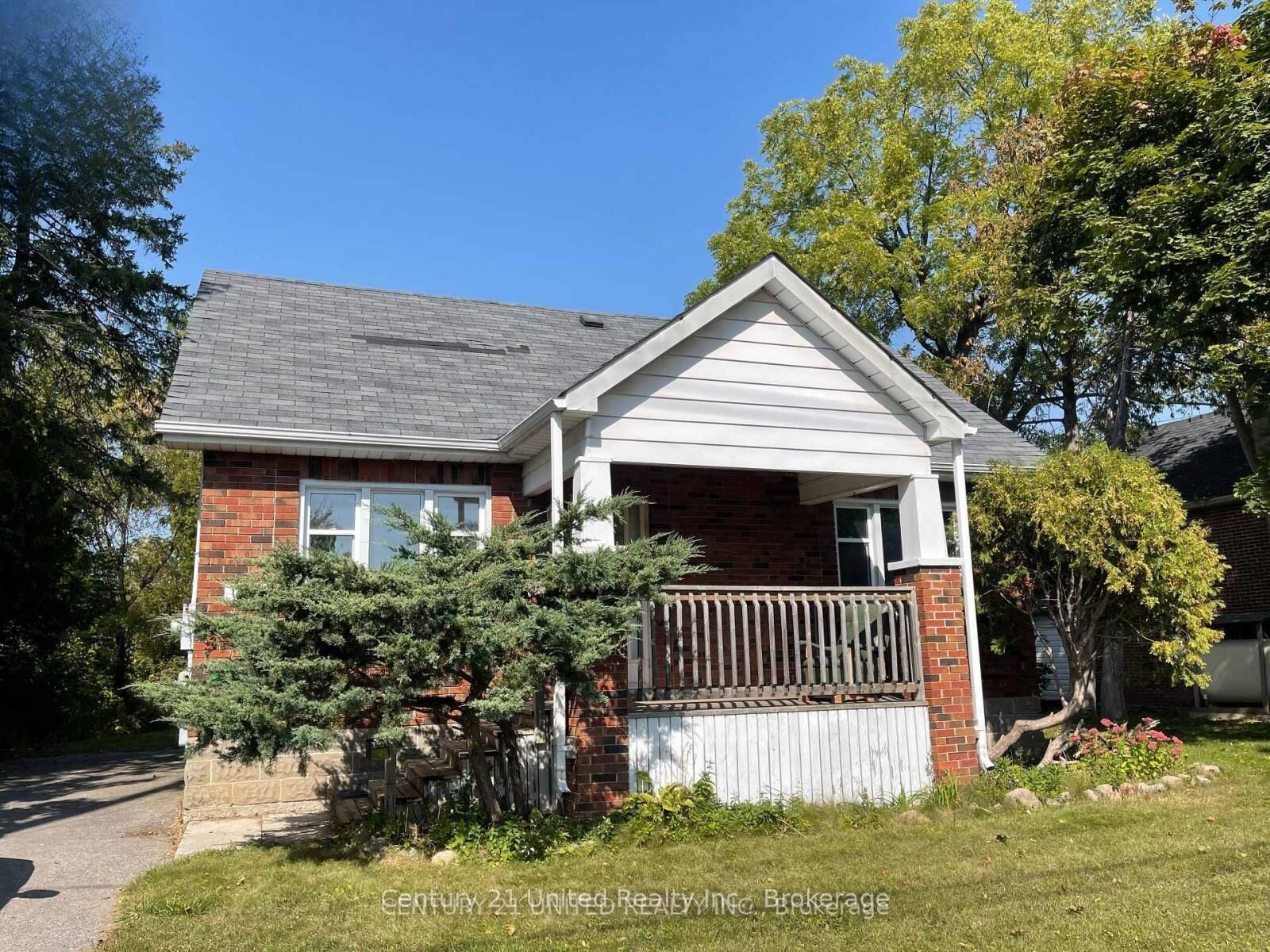 Property Photo:  140 Maria Street  ON K9H 1B9 