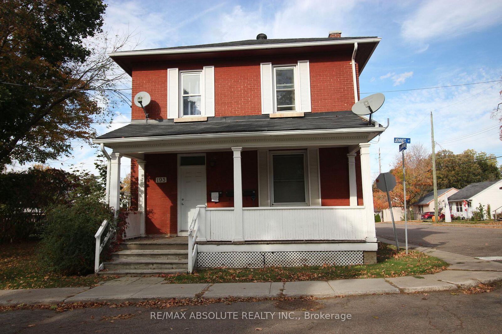 Property Photo:  193 Jennet Street  ON K7V 3C2 