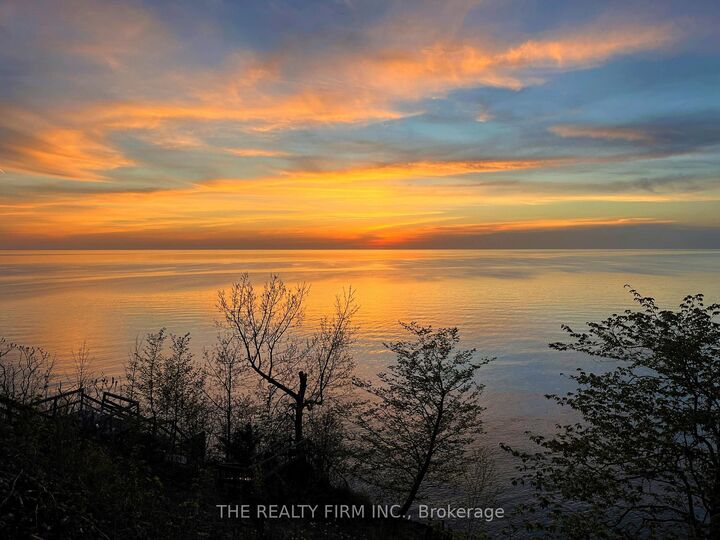 Property Photo:  4084 Bluepoint Drive  ON N0N 1J6 