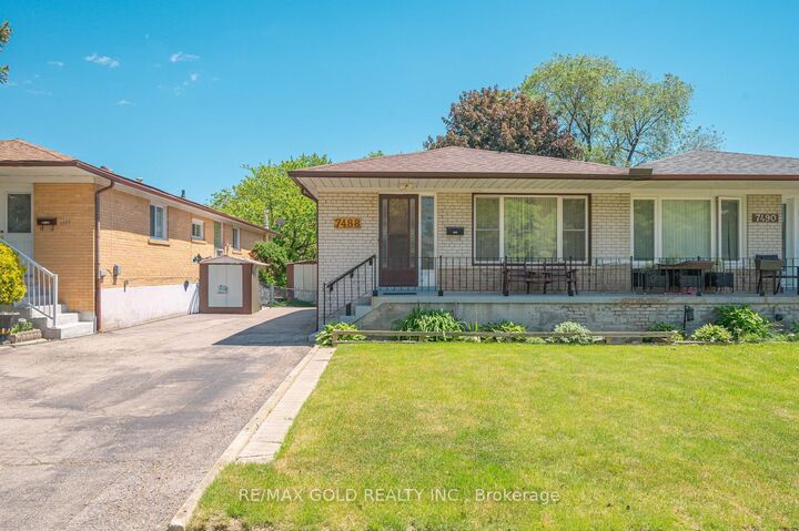 Property Photo:  7488 Discus Crescent  ON L4T 2V3 