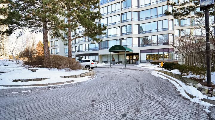 Property Photo:  26 Hanover Road 301  ON L6S 4T2 