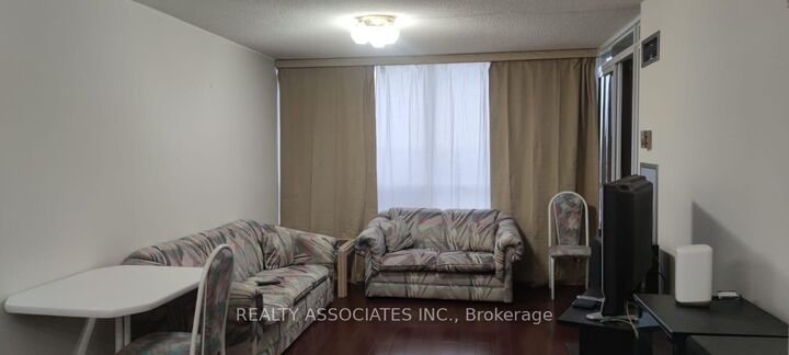 Property Photo:  330 Alton Towers Circle 1903  ON M1V 5H3 