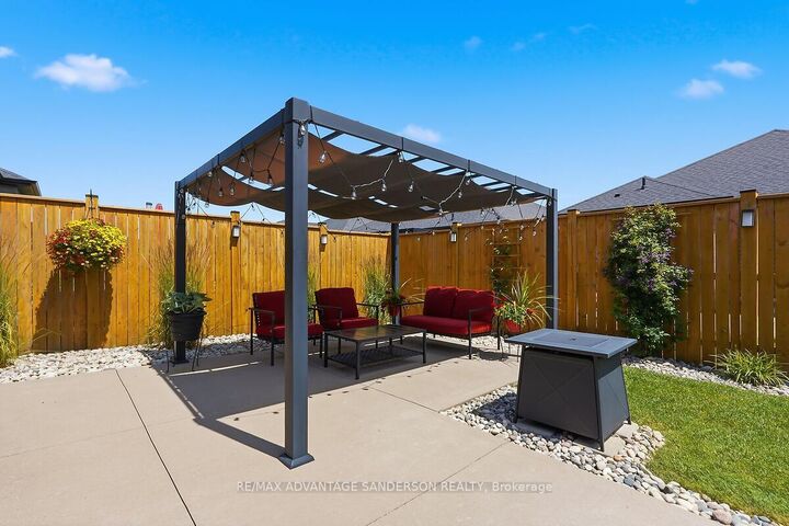 Property Photo:  383 Daventry Way 26  ON N0L 1R0 