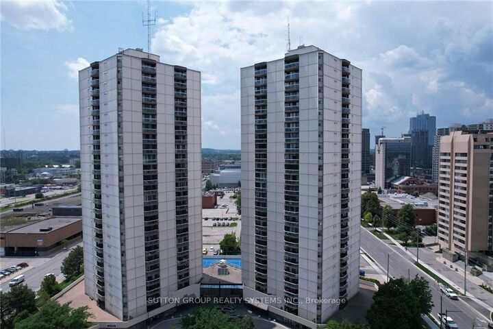Property Photo:  323 Colborne Street 1004  ON N6B 3N8 
