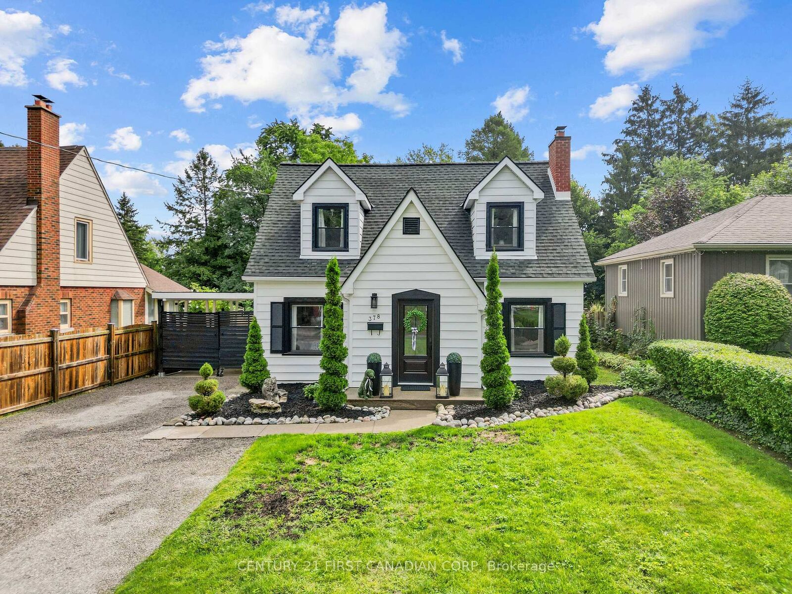 Property Photo:  378 Byron Boulevard  ON N6K 2L7 