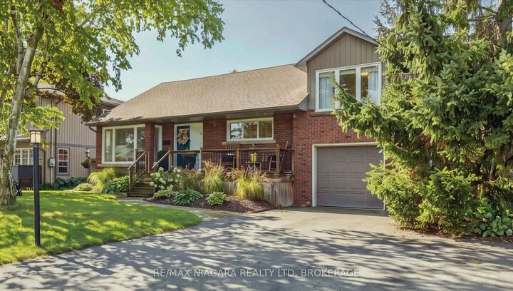 Property Photo:  9 Youngblut Avenue  ON L2N 1M9 