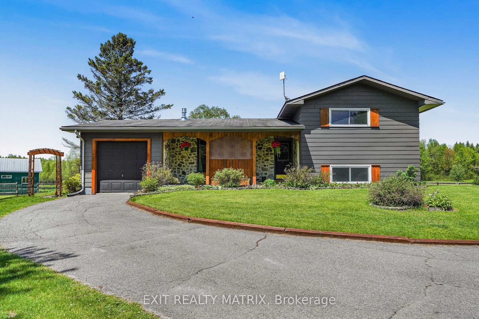 Property Photo:  6416 Saumure Road  ON K0A 2M0 