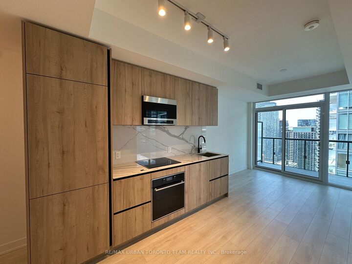 Photo de la propriété:  127 Broadway Avenue 3305  ON M4P 1V4 