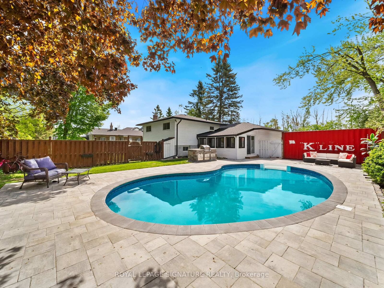 Property Photo:  12 Easy Street  ON L0E 1N0 