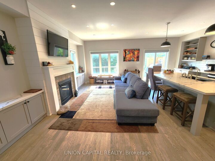 Property Photo:  47 Gord Matthews Way  ON L9P 0E9 