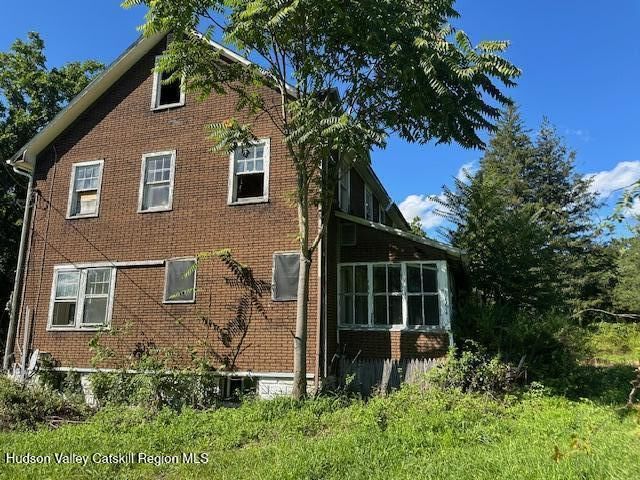 Property Photo:  5629-5633 Cauterskill  NY 12414 