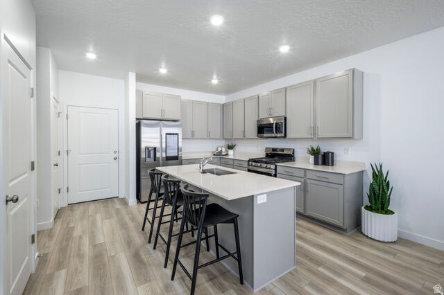 Property Photo: 1724 W Viola Ln 3016 UT 84045