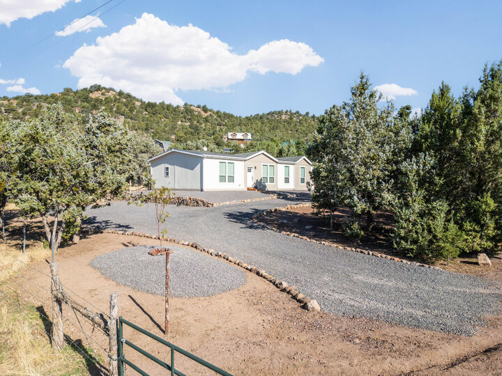 Property Photo:  183 N Matt Dillon Trail  UT 84722 