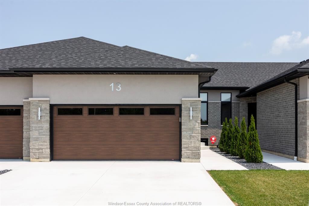 Property Photo: 13 Eagle Street ON N8H 0G4