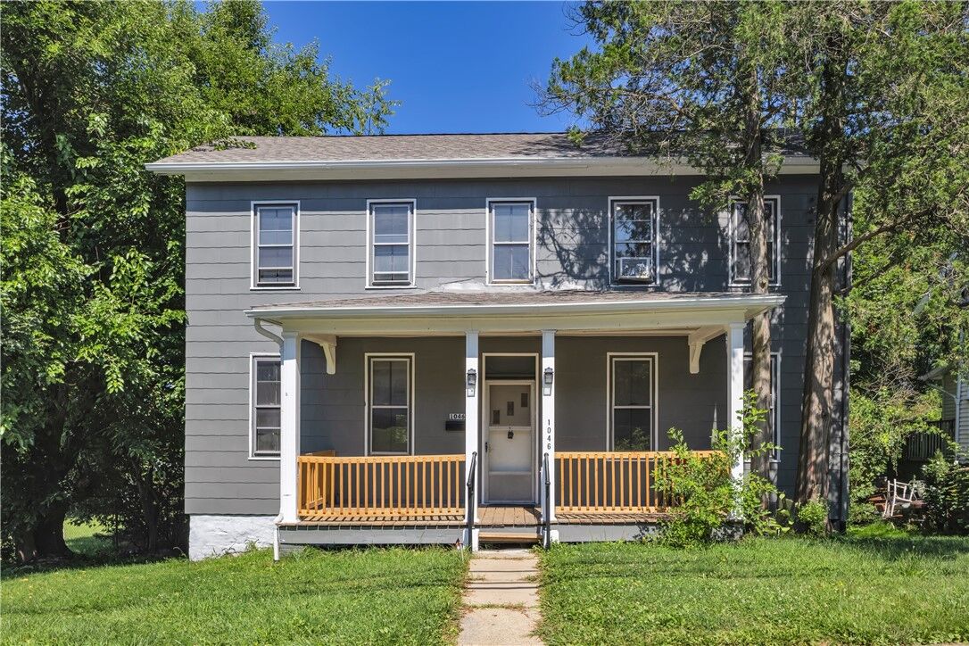 Property Photo:  1046 Highland  PA 15601 