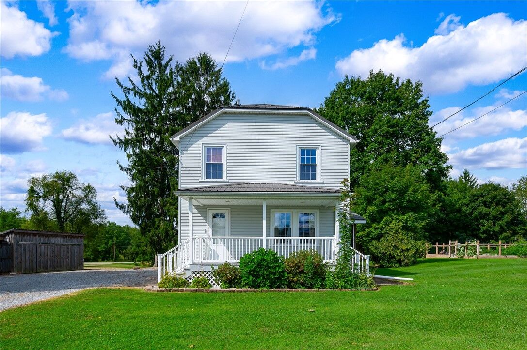 Property Photo: 403 Old Ash Rd PA 16137