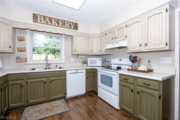 Property Photo: 708 Youngs Terrace OH 44842
