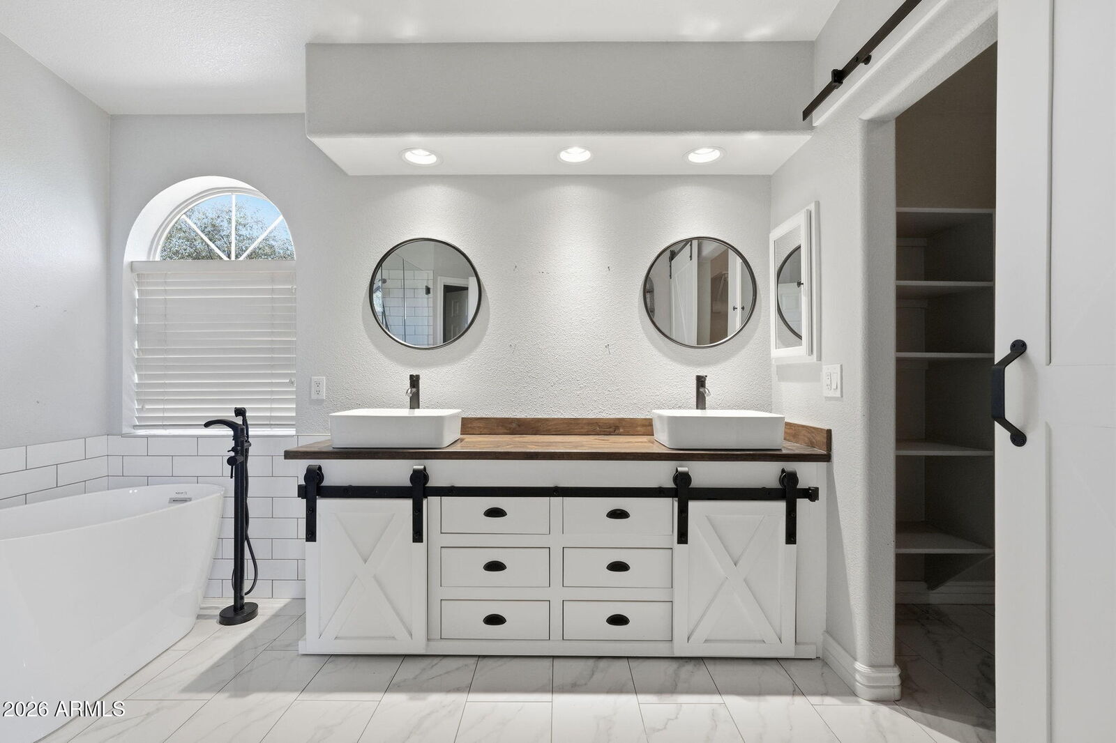 Property Photo:  4658 E Kelly Drive  AZ 85234 