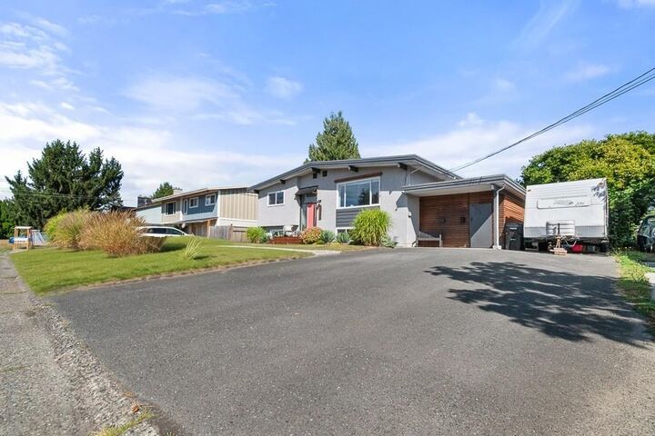 Property Photo:  10336 Grant Street  BC V2P 5X3 