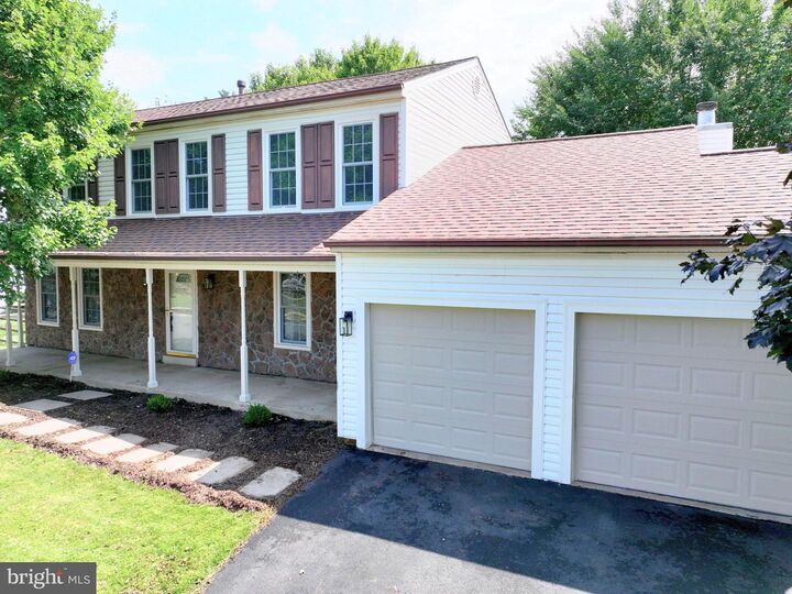 Property Photo:  5221 Belle Plains Drive  VA 20120 