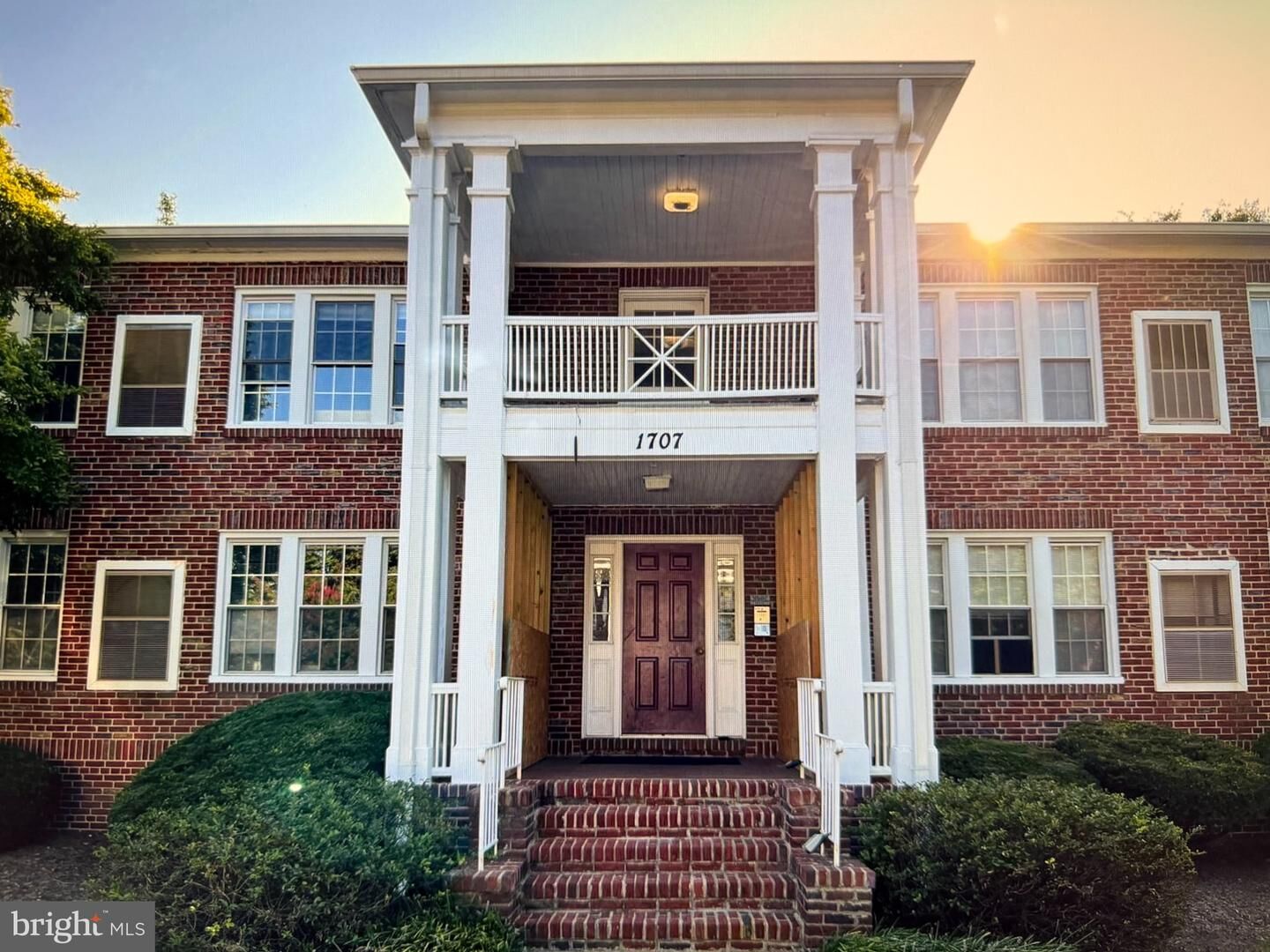 Property Photo:  1707 Dewitt Avenue B  VA 22301 