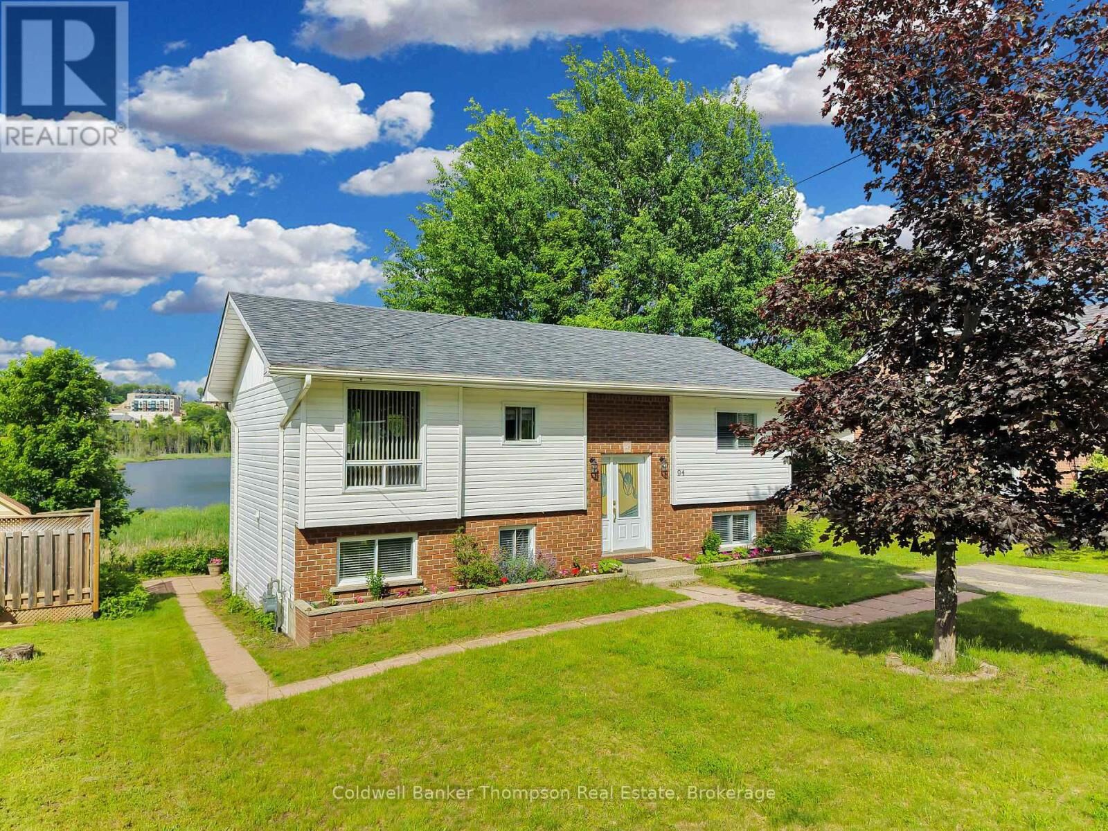 Property Photo: 94 Brunel Road ON P1H 1R1