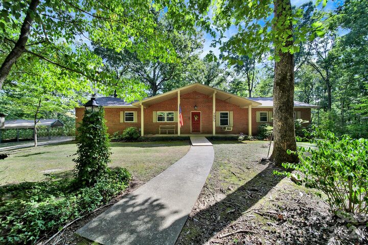 Property Photo: 1950 Daisy Couch Road SC 29058