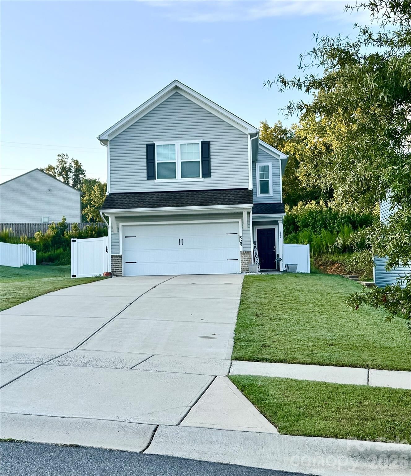 Property Photo: 525 Newfound Hollow Drive NC 28214