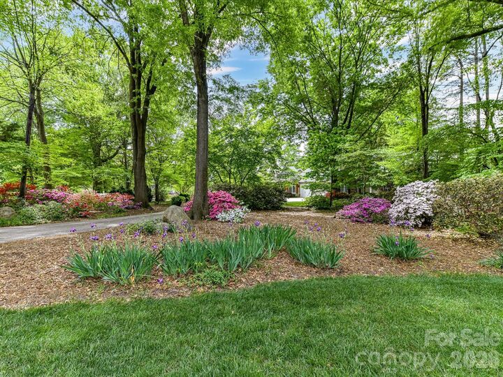 Property Photo:  16211 Terry Lane  NC 28078 
