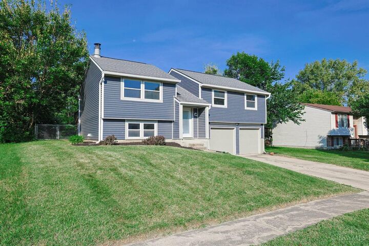 Property Photo:  5569 Venus Lane  OH 45014 