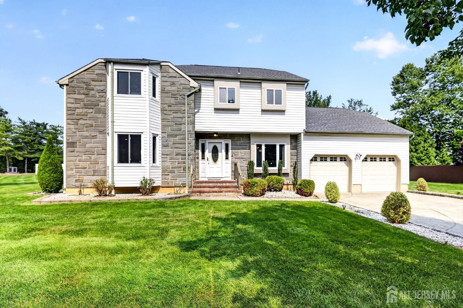 Property Photo:  1 Cherry Creek Drive  NJ 07747 